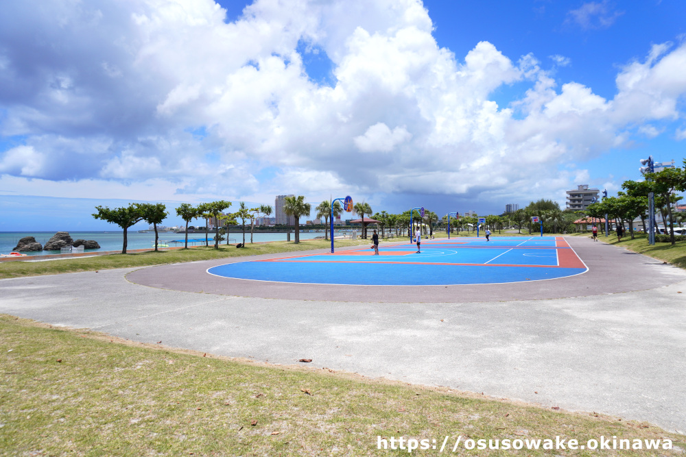 安良波公園・アラハビーチのバスケットコート